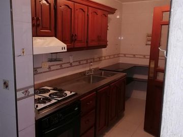 apartamento en venta en las mercedes. Cod V87005
