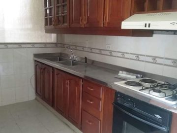 apartamento en venta en las mercedes. Cod V87005