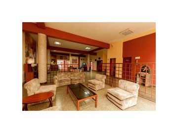 TRUJILLO - VENDO HOTEL - OPORTUNIDAD DE NEGOCIO
Hotel con tradición trujillana con muchos años en el mercado, altamente conocido y concurrido por vis