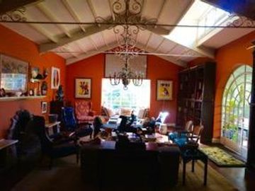 CASA EN VENTA EN SAN ISIDRO CON GRAN JARDIN