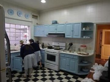 CASA EN VENTA EN SAN ISIDRO CON GRAN JARDIN