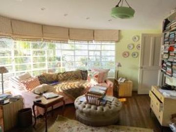 CASA EN VENTA EN SAN ISIDRO CON GRAN JARDIN