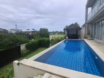 MODERN VILLA DI UNGASAN DENGAN 4 BED ROOM