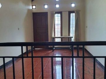 Rumah Terawat @Arcamanik Dekat ke Kawasan Antapani, Cisaranten dan Perumahan Setra Dago