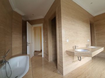 Rumah Baru Siap Huni Di Area Bangka Jakarta Selatan