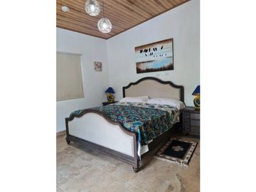 ALQUILER O VENTA DE CASA CON PISCINA EN ALTOS DEL MARIA