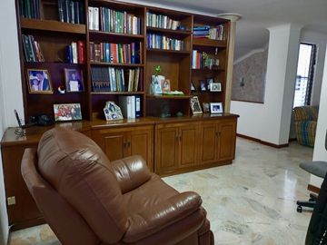 casa en venta en el ingenio ii. Cod V18165
