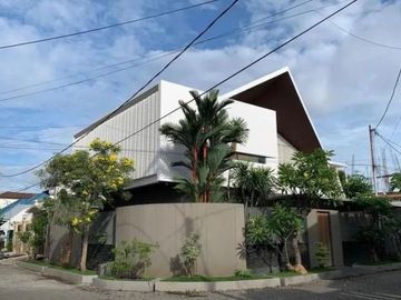Hunian Mewah Terawat Wisma Mukti Row Jalan 2,5 Mobil