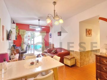 PH 4 Amb con 2 Patios en Versalles