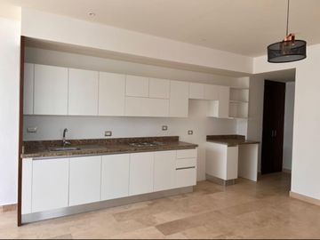 Condominio con alberca, area de asador, centro de negocios, concierge, venta Vil