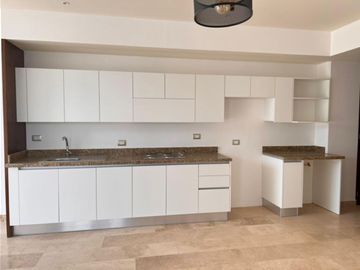 Condominio con alberca, area de asador, centro de negocios, concierge, venta Vil