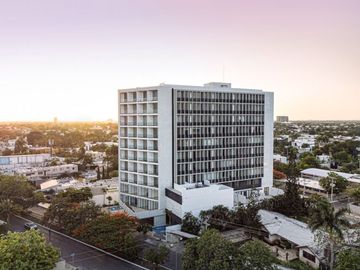 Condominio con alberca, area de asador, centro de negocios, concierge, venta Vil