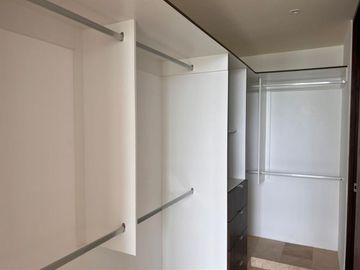 Condominio con alberca, area de asador, centro de negocios, concierge, venta Vil