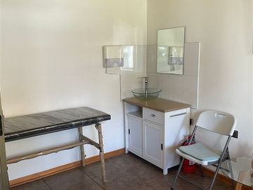 Arriendo Oficina Centro de Talca Cercano a Alameda Talca