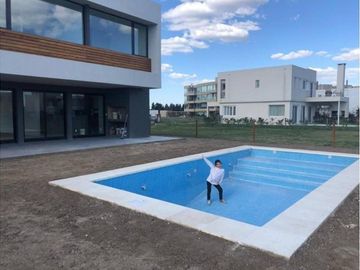 Excelente Calidad, Racionalista, A Estrenar. Amenities.