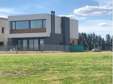 Excelente Calidad, Racionalista, A Estrenar. Amenities.