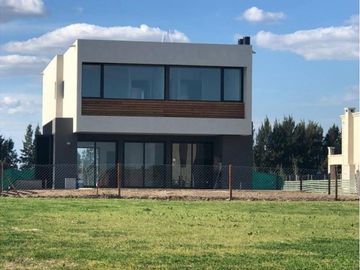 Excelente Calidad, Racionalista, A Estrenar. Amenities.