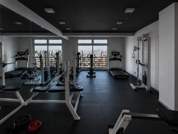 ALMAGRO. Av. CORRIENTES al 3100. Gran Ambiente en Edificio con Full Amenities