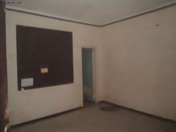 Rumah Usaha jalan Lombok Hadap utara Listrik 2200watt