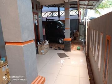 Rumah 1.5 lantai, semi furnished, hoek, mampang, pancoran mas, depok