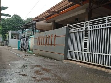 Rumah 1.5 lantai, semi furnished, hoek, mampang, pancoran mas, depok