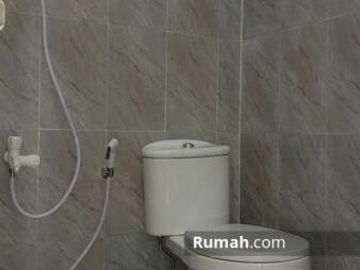 rumah dekat stasiun depok lama bebas banjir