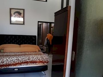 RUMAH 2 LANTAI DI KOMPLEK BUMI HARAPAN CIBIRU CILEUNYI MURAAH