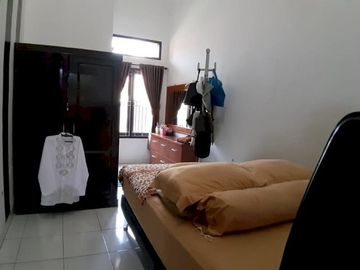 RUMAH 2 LANTAI DI KOMPLEK BUMI HARAPAN CIBIRU CILEUNYI MURAAH