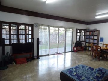 Spacious 450sq.m House and Lot for Rent in Angeles City Near