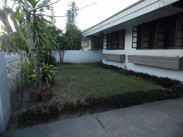Spacious 450sq.m House and Lot for Rent in Angeles City Near