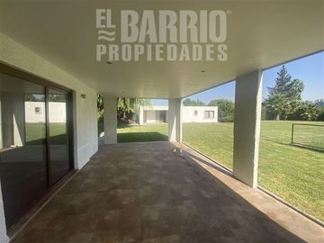Casa en Venta en Chicureo Poniente