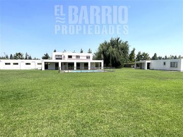 Casa en Venta en Chicureo Poniente