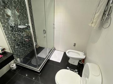 Venta casa 4 ambientes en Lomas del Mirador