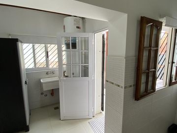 Venta casa 4 ambientes en Lomas del Mirador