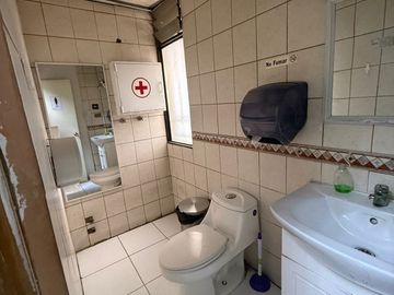 VENTA DE INMUEBLE COMERCIAL EN UBICACIÓN ESTRATÉGICA