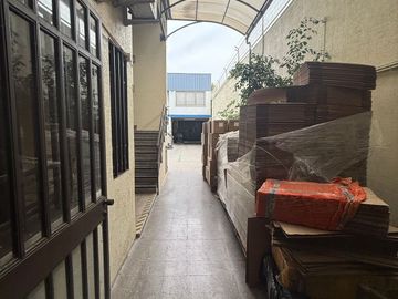 VENTA DE INMUEBLE COMERCIAL EN UBICACIÓN ESTRATÉGICA