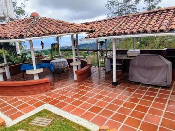casa en venta en el carmen. Cod V16147