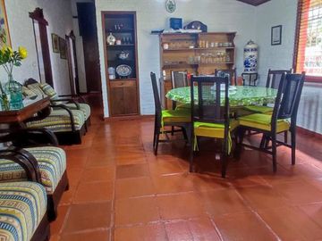 casa en venta en el carmen. Cod V16147