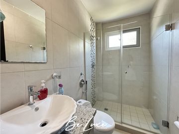 VENDO APARTAMENTO DE PLAYA EN SAN CARLOS PH RIOMAR VILLAGES  -(4)