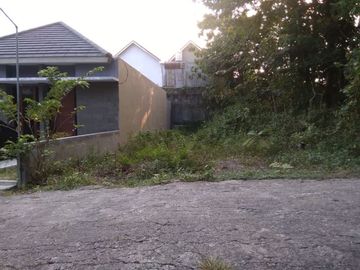 Rumah Terbaik Minimalis akses utama bandara YIA bisa KPR