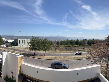 CASA EN VENTA EN COUNTRY CLUB GRAN JARDIN LEÓN GUANAJUATO