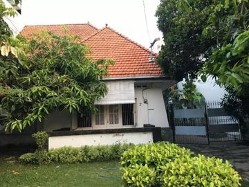 *TENGAH KOTA STRATEGIS* *Dijual Rumah Tengah Kota Jalan Ciliwung Darmo Surabaya*_