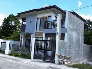 2 Storey Modern House with 3 Bedroom for SALE in Angeles City