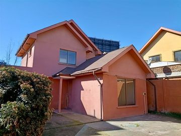Casa 3 dorm. Hugo Leiva Venegas, Los Madrigales de Buín