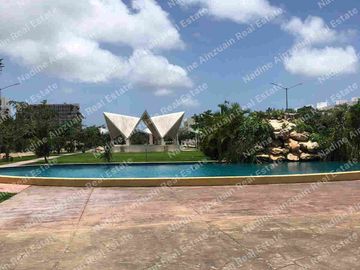 SE RENTA CASA EN Avenida Huayacán, Ejido Alfredo V Bonfil, Benito Juárez, Quintana Roo, 77560, MEX