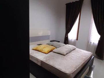 Rumah dekat Hartono mall, dalam perumahan