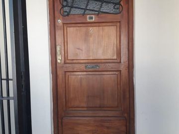 SE VENDE PISO COMPLETO EN ZONA CENTRO