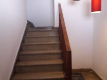 SE VENDE PISO COMPLETO EN ZONA CENTRO
