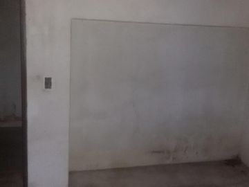 Propiedad en lote propio ubicado en el barrio parque sur horeis próximo Av. marquez