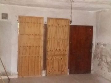 Propiedad en lote propio ubicado en el barrio parque sur horeis próximo Av. marquez